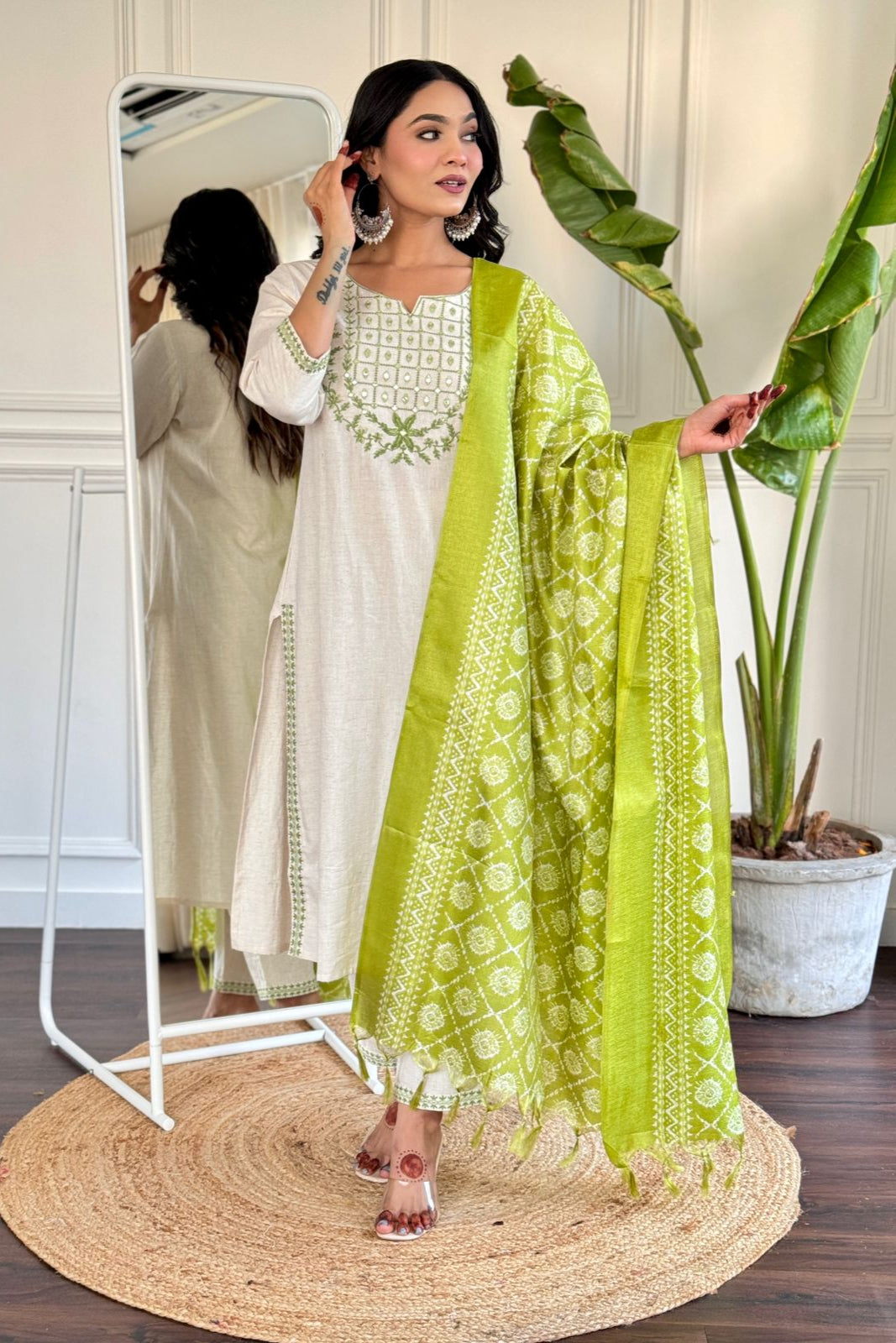 Ivory Essence Embroidered Cotton Silk Set
