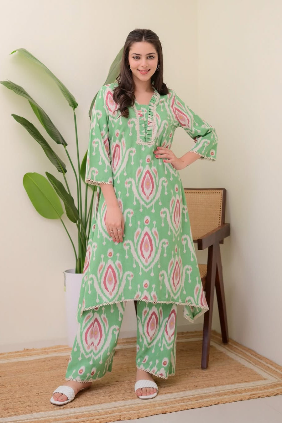Traditional Apple-Cut Cotton Co-Ord Set