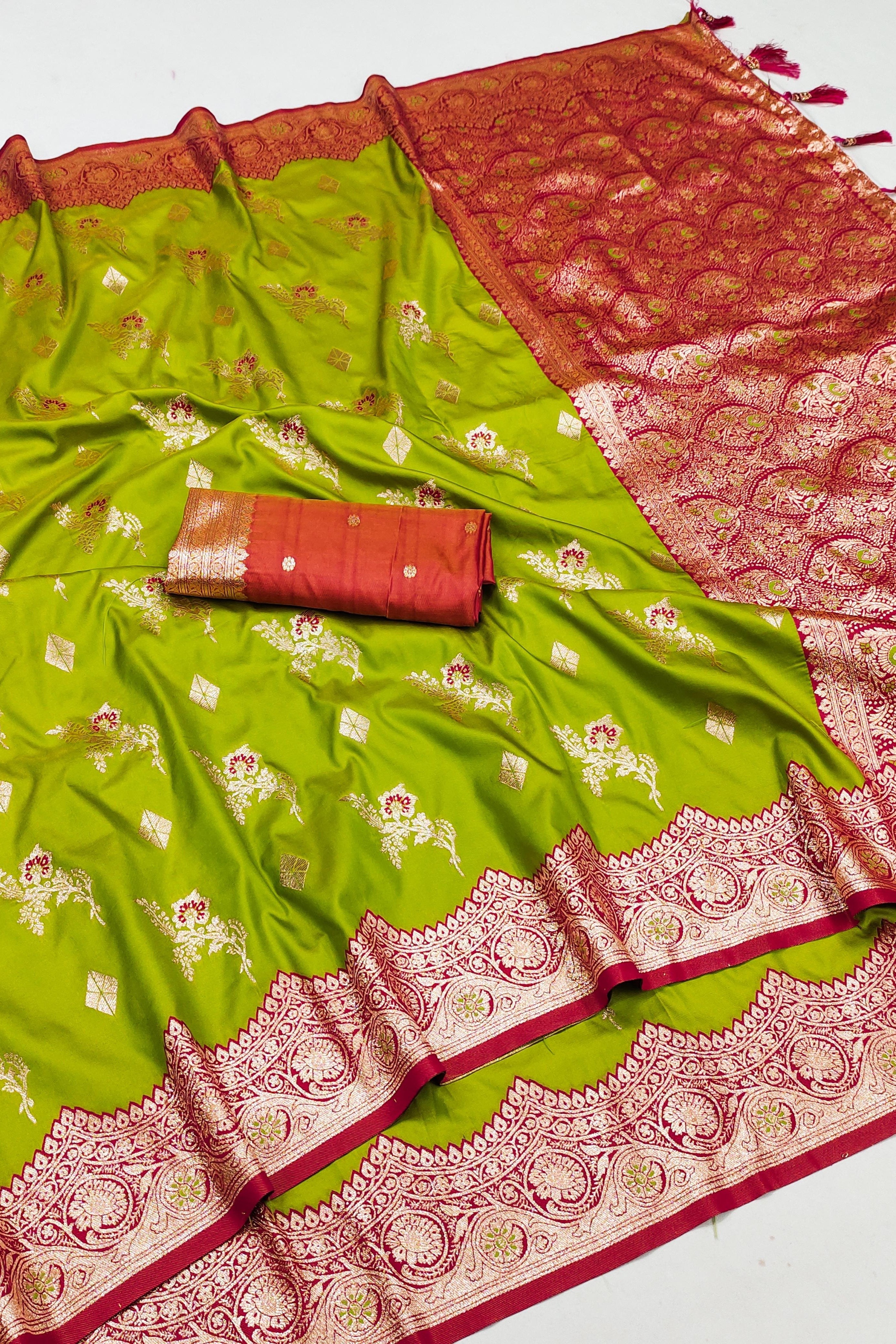 Soft Banarasi Silk Meenakari Weaving Saree
