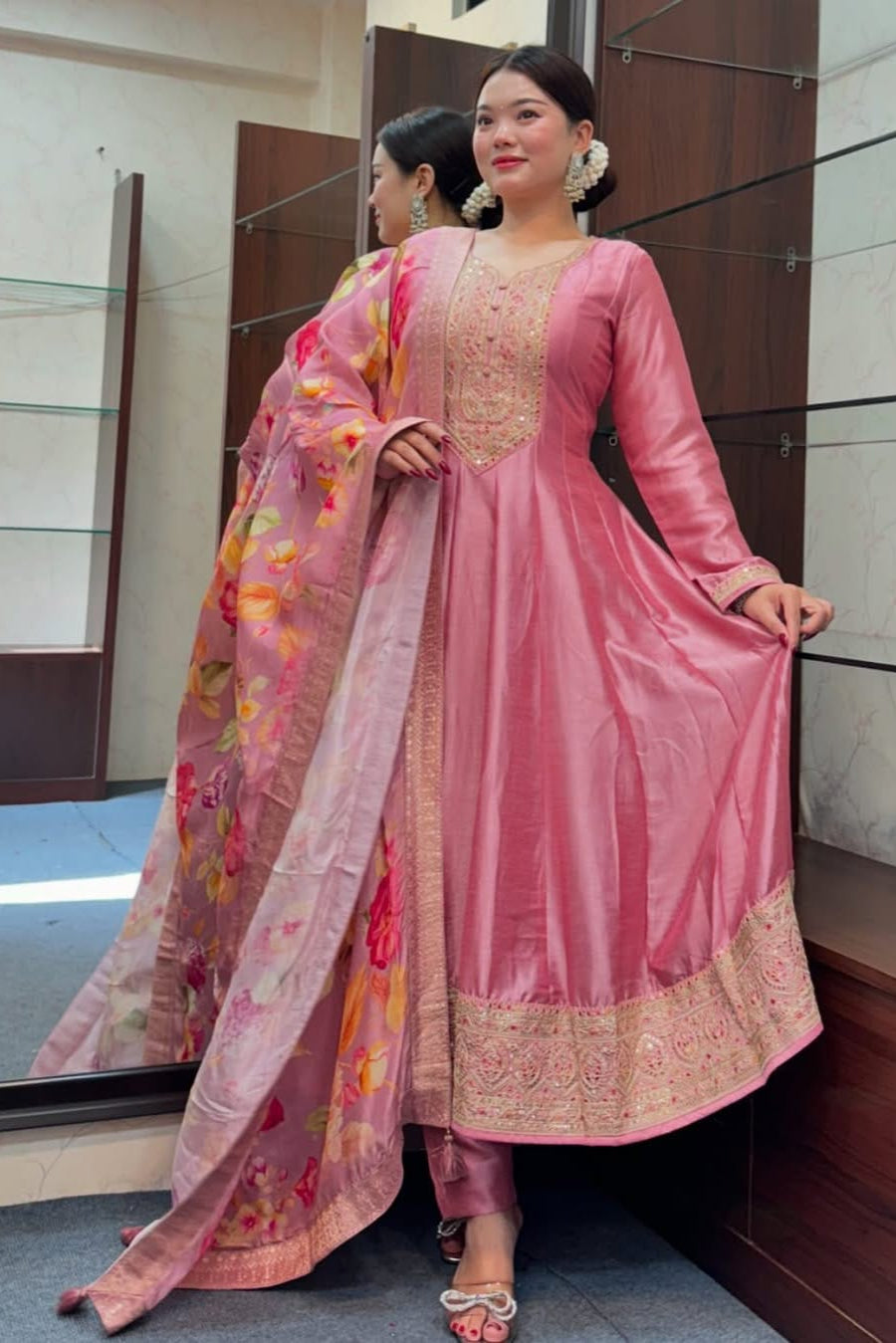 Zarira Banana Silk Anarkali Kurti Pant Dupatta Set