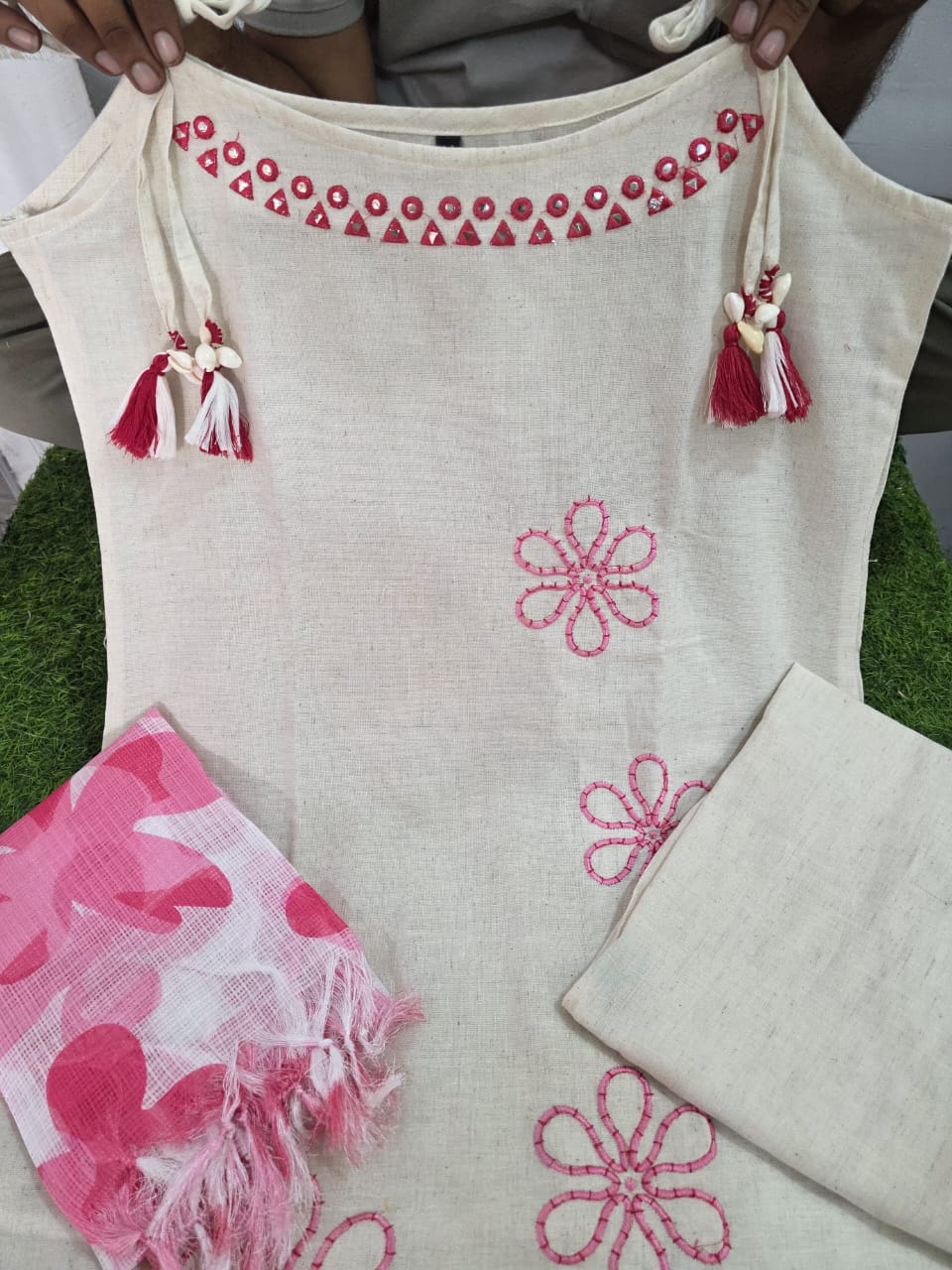 Nooraniya Cotton Flex Pink Embroidery Kurti Set