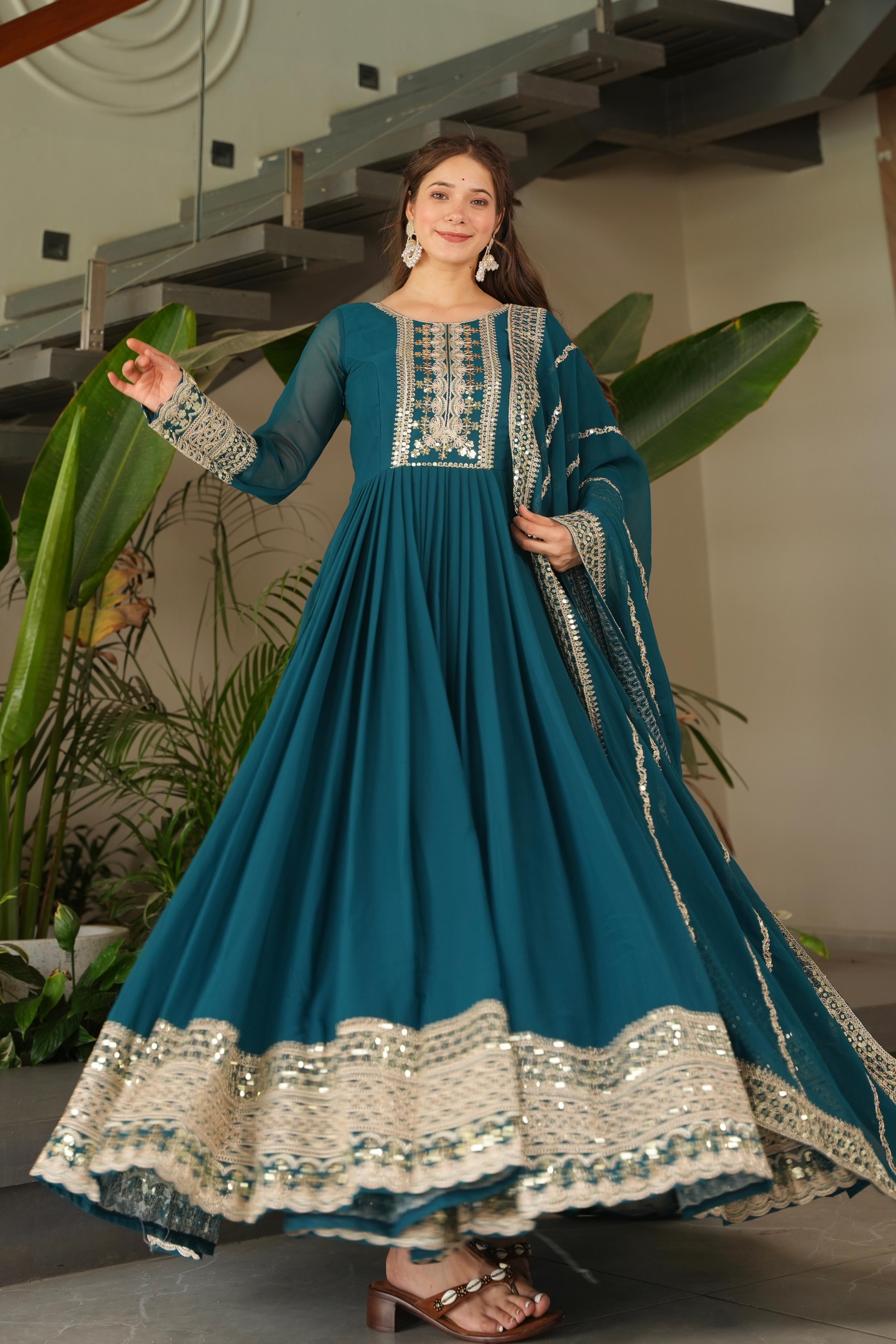 Noorani Siqunce Embroidered Fox Georgette Gown Set