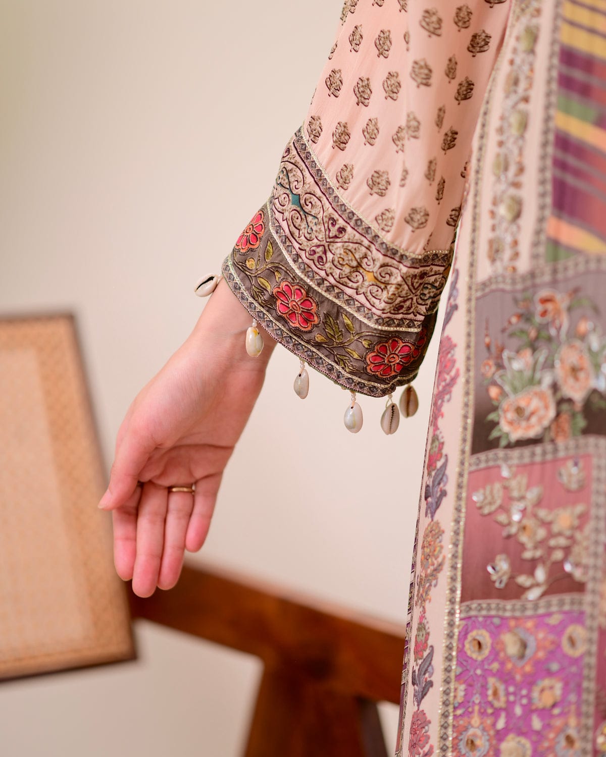 Noor-e-Rang Chinon Kurti Pant Set