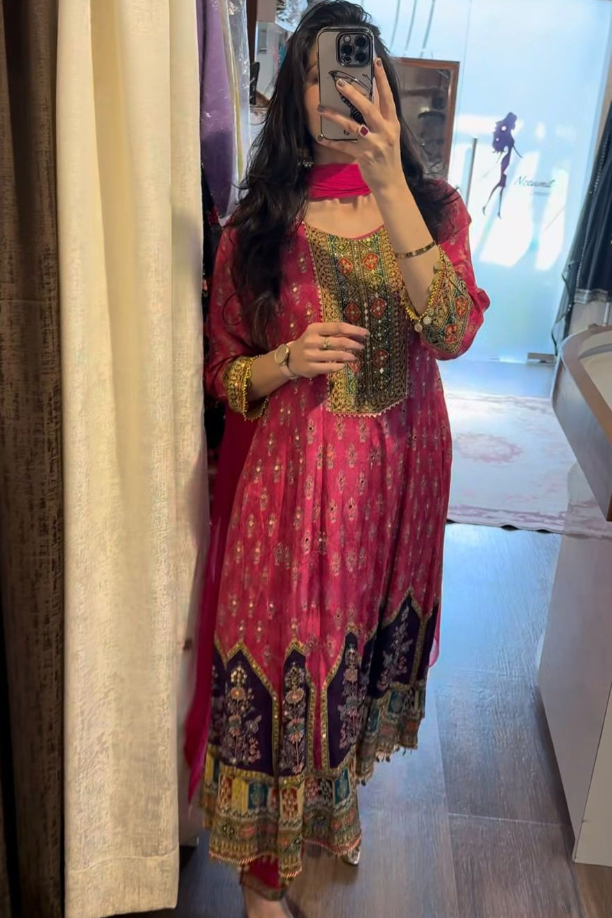 Gulbahar Pink Mirror Shine Chinon Kurti Pant Dupatta Set