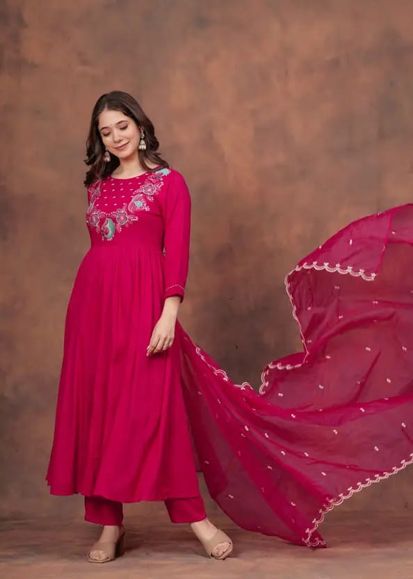 Pink Silk Grace Embroidered Kurti Pant Dupatta Set