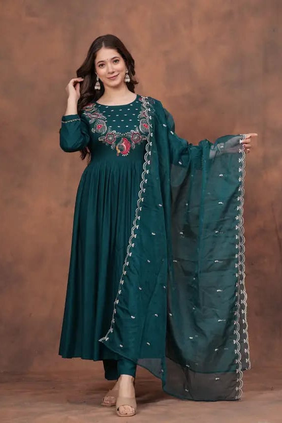 Morpankhi Silk Grace Embroidered Kurti Pant Dupatta Set