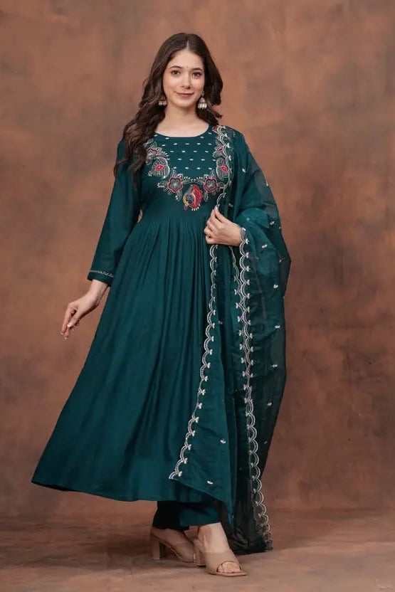 Morpankhi Silk Grace Embroidered Kurti Pant Dupatta Set