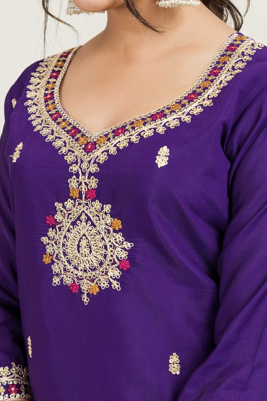 Sequins Embroidered Cotton Suit Set