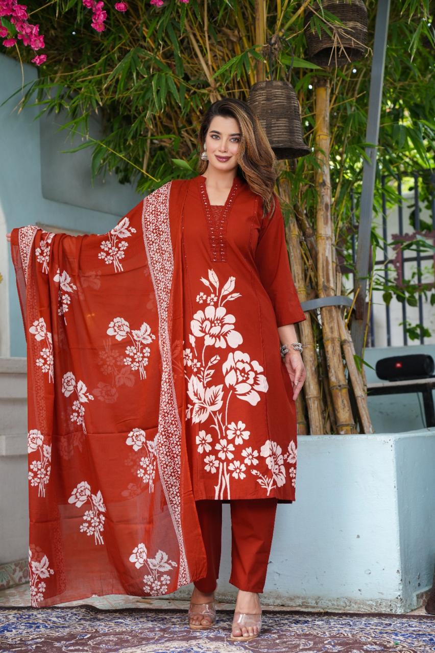 Nazaakat Handcrafted Cotton Kurti Pant Dupatta Set