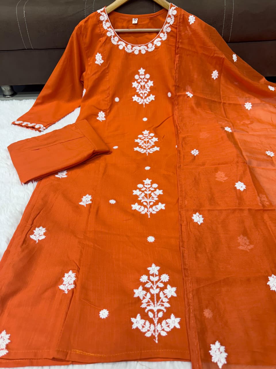 Gulveen Slub Reyon Embroidered Suit Set