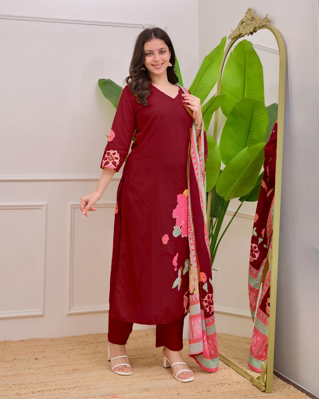 Maroon VastraSaaz Muslin Dupatta Set