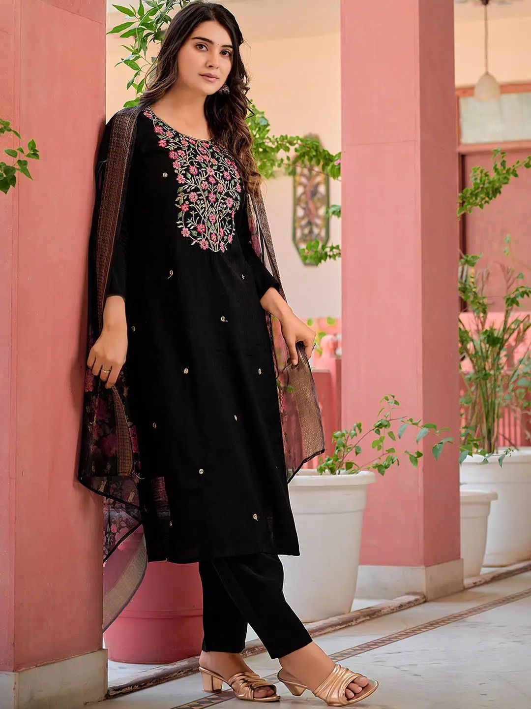 Premium Embroidered Kurta Pant Dupatta Set
