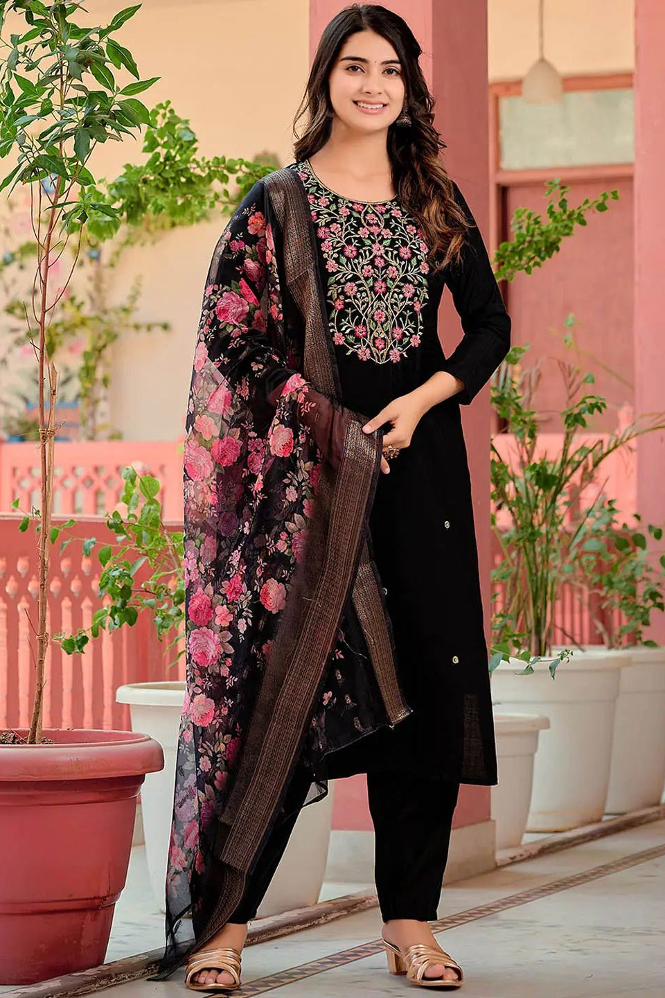 Premium Embroidered Kurta Pant Dupatta Set