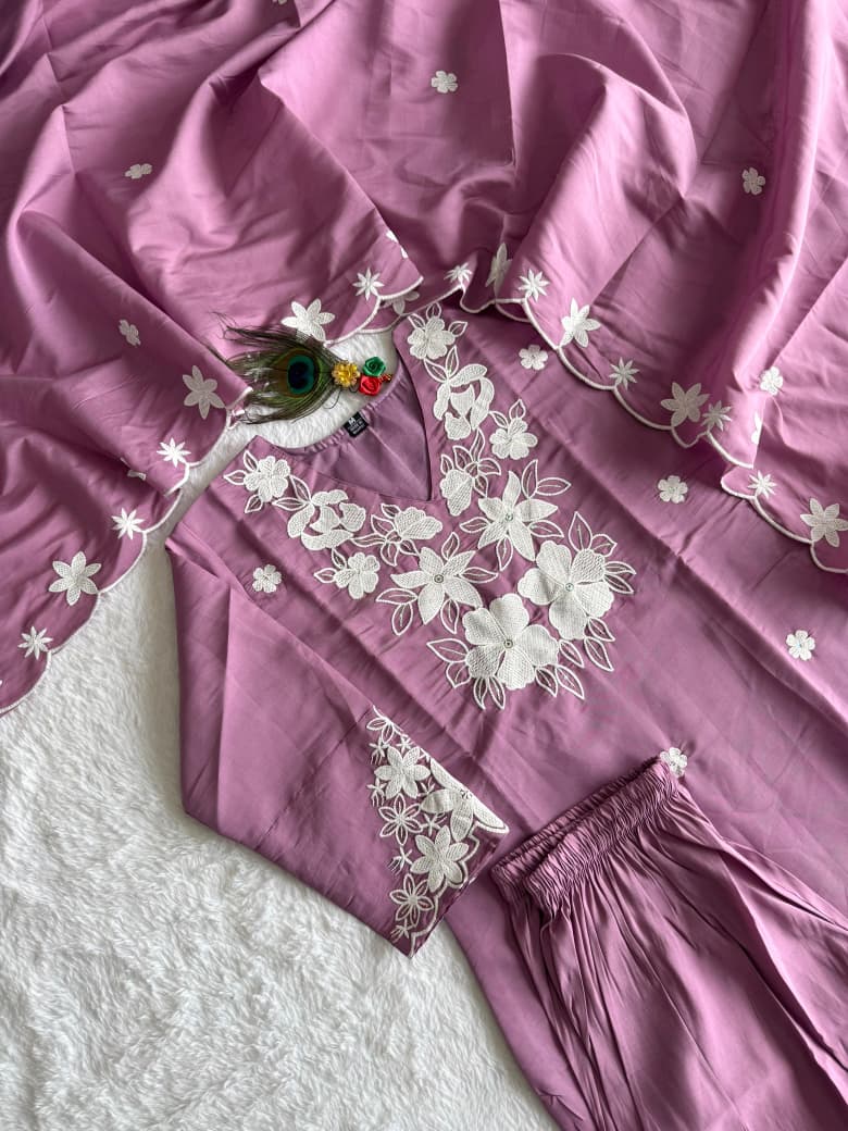 Noorvi Roman Silk Embroidery Kurta Set