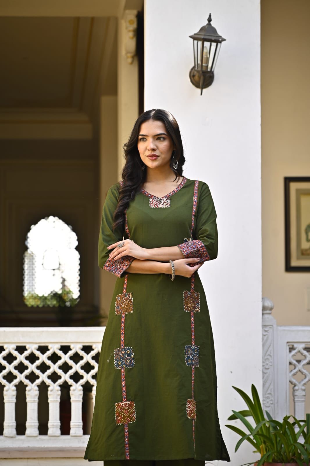 Aarohi Pechkari Cotton Flex Kurti Palazzo Set
