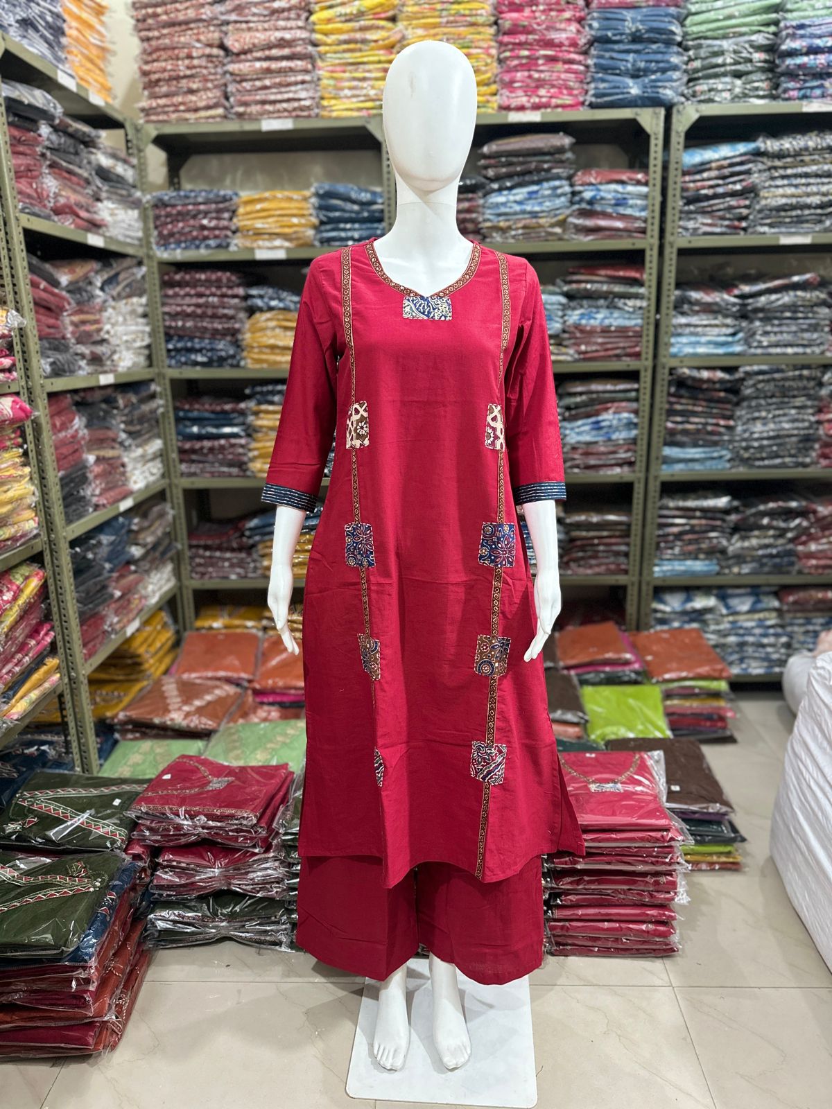 Aarohi Pechkari Cotton Flex Kurti Palazzo Set