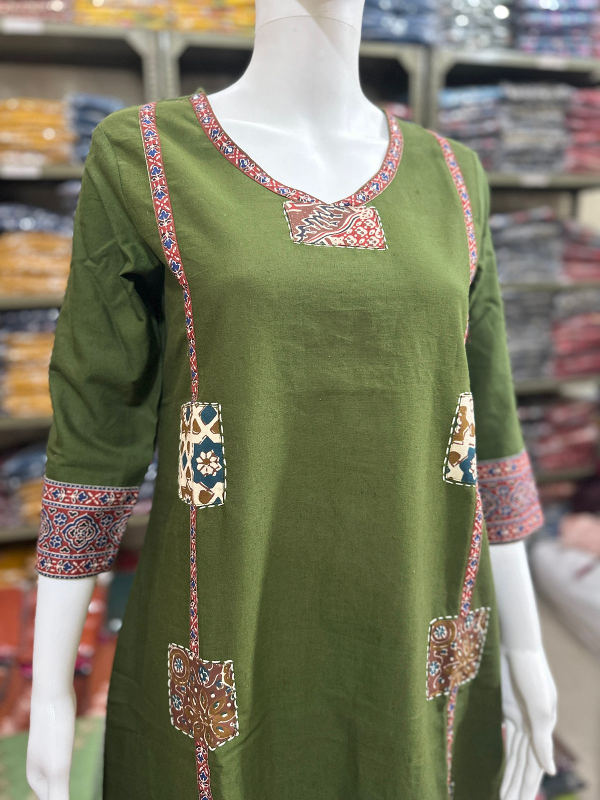 Aarohi Pechkari Cotton Flex Kurti Palazzo Set