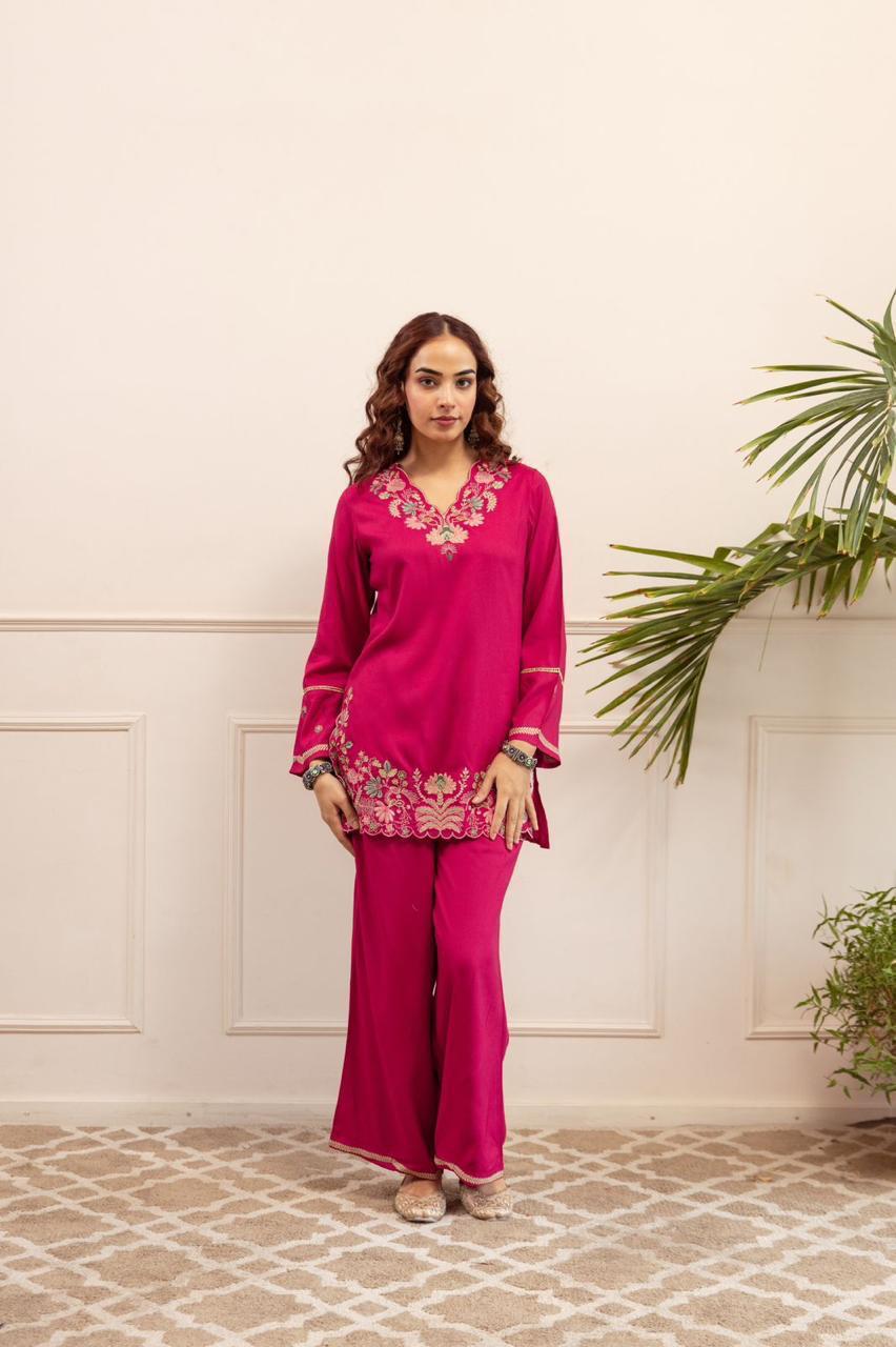 Noir Aabha Pure Cotton Embroidered Co-Ord Set