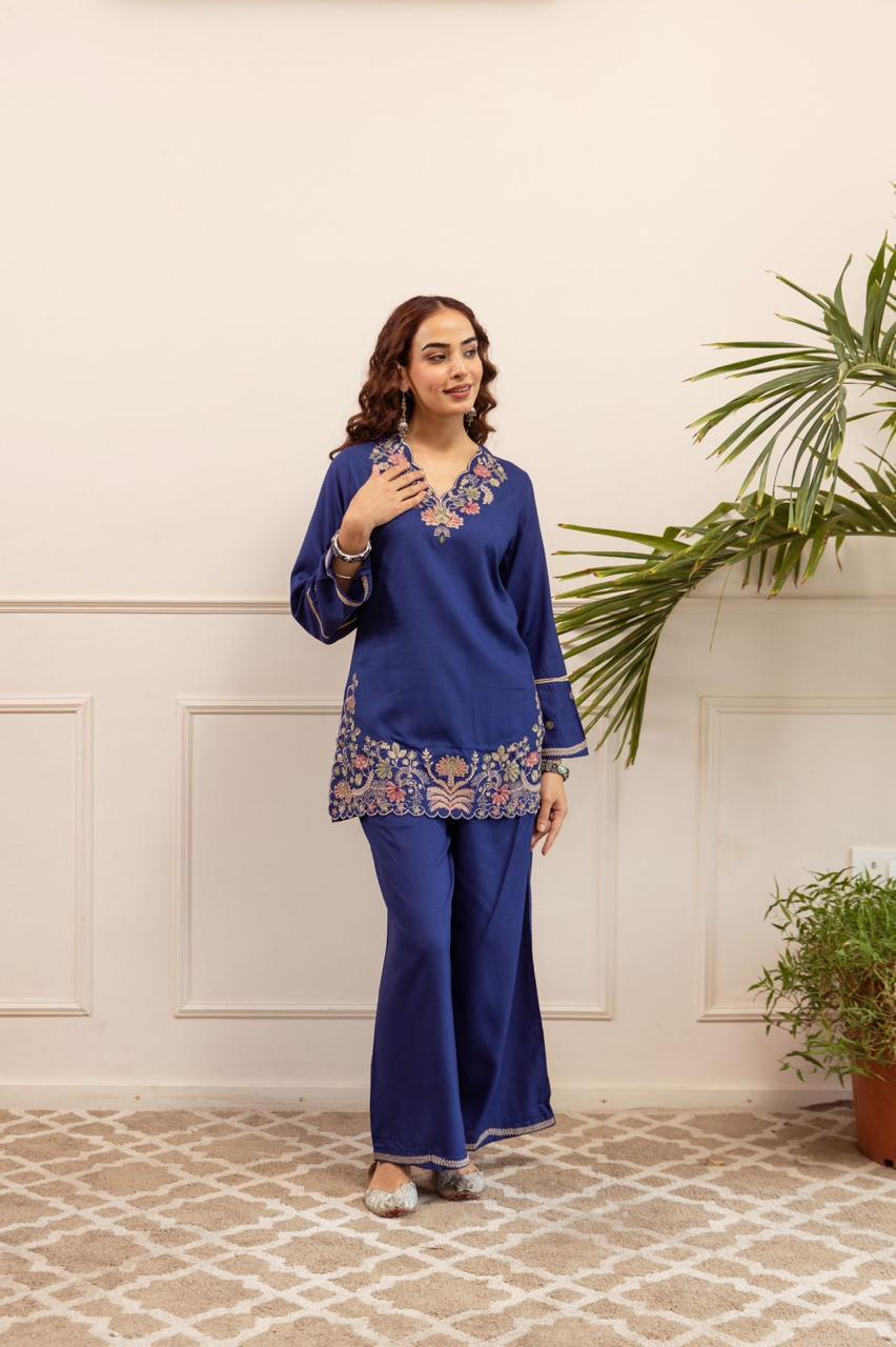 Noir Aabha Pure Cotton Embroidered Co-Ord Set
