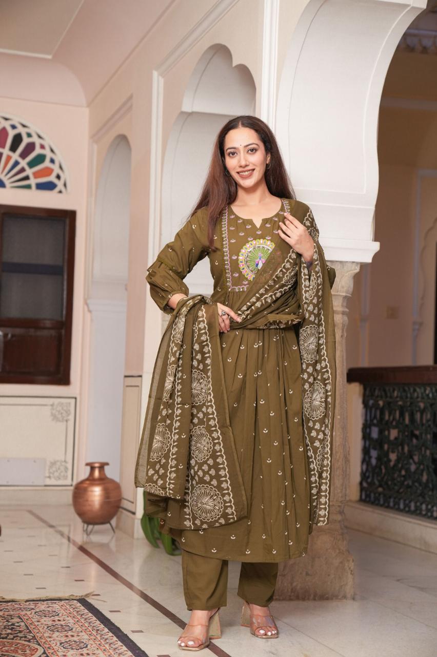 Mehendi Saaz Embroidered Anarkali Suit Set