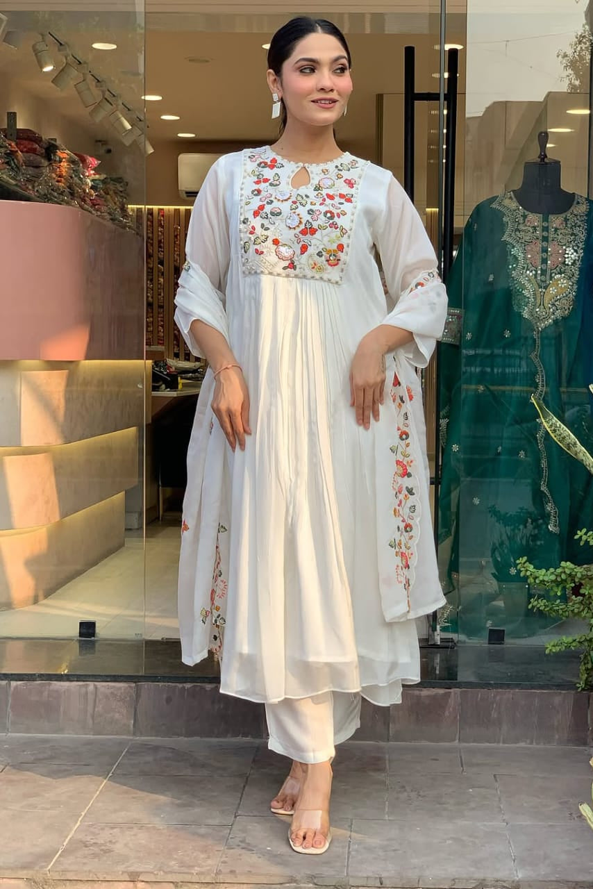 Shvetika Handcrafted Pure Cotton Kurti Pant Dupatta Set