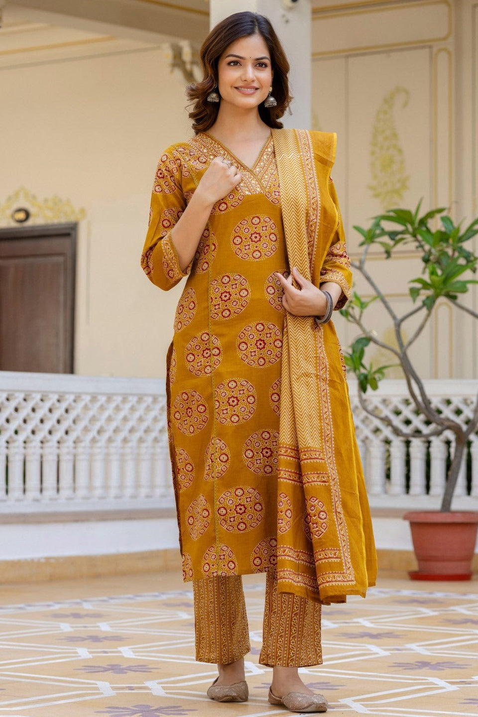 Peetambara Azrak Floral V-Neck Cotton Suit Set