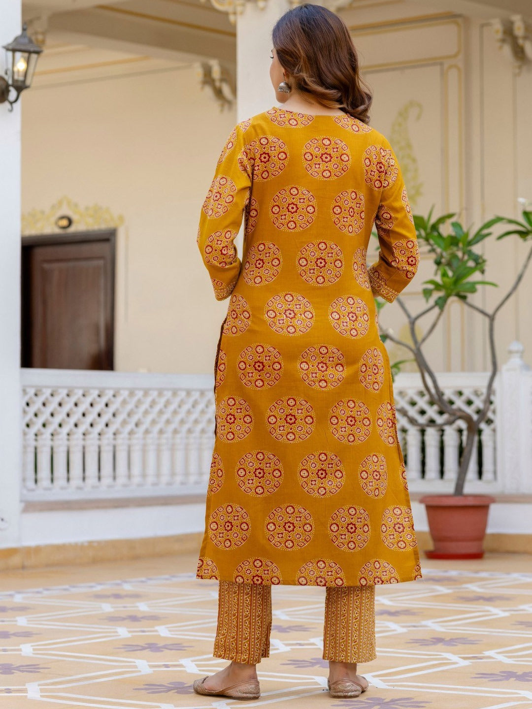 Peetambara Azrak Floral V-Neck Cotton Suit Set