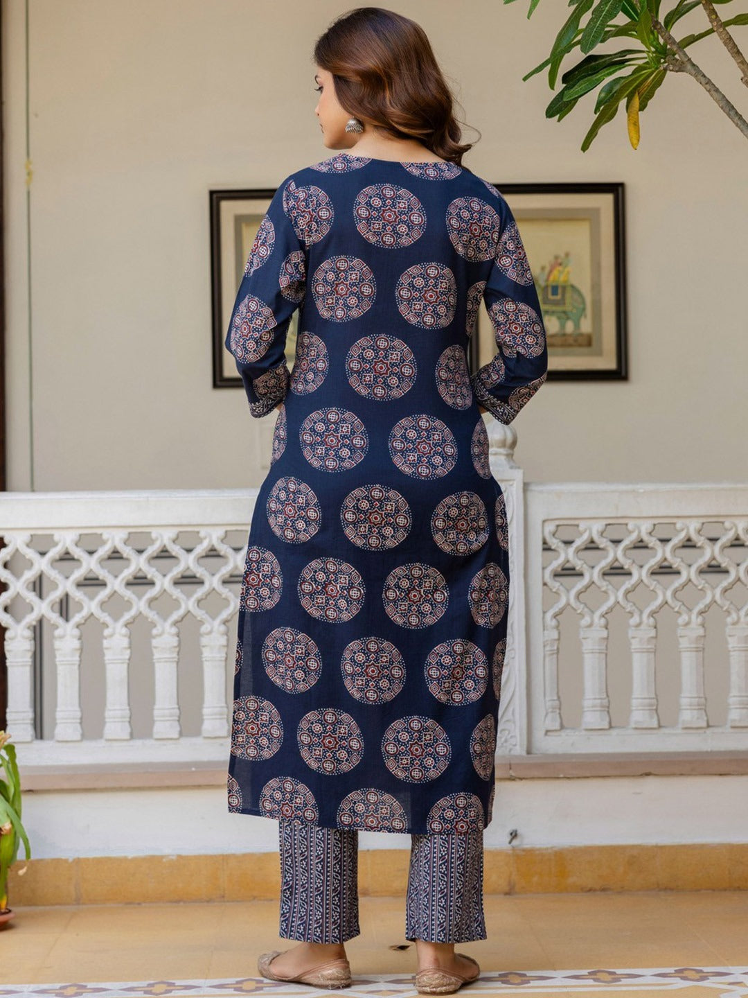 Peetambara Azrak Floral V-Neck Cotton Suit Set
