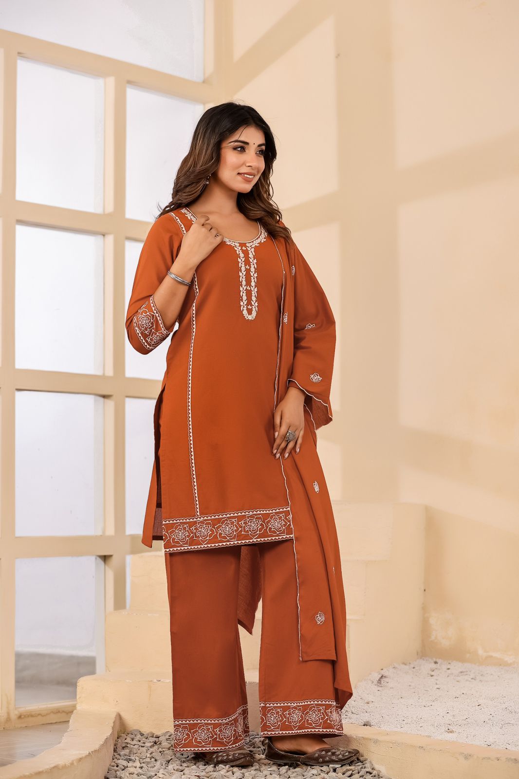 Shyamalika Handwork Embroidered Cotton Kurta Set