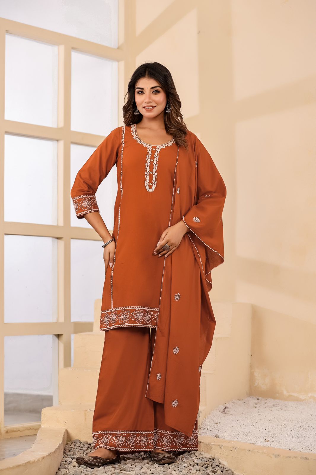 Shyamalika Handwork Embroidered Cotton Kurta Set