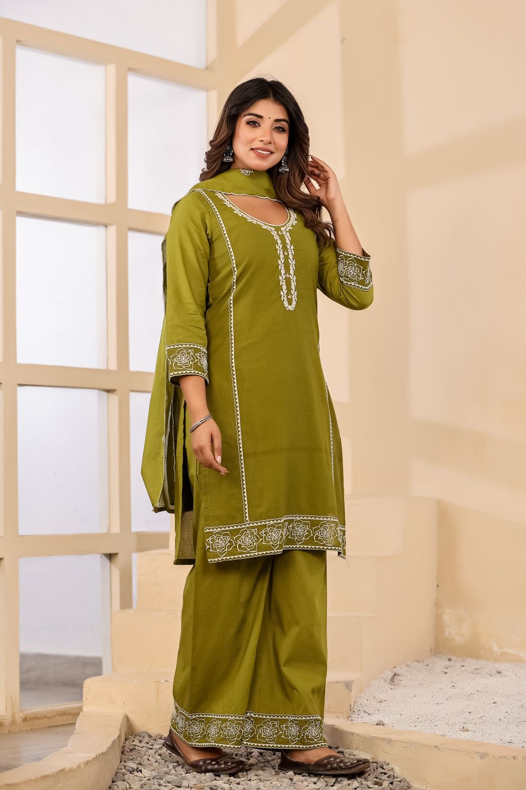 Shyamalika Handwork Embroidered Cotton Kurta Set