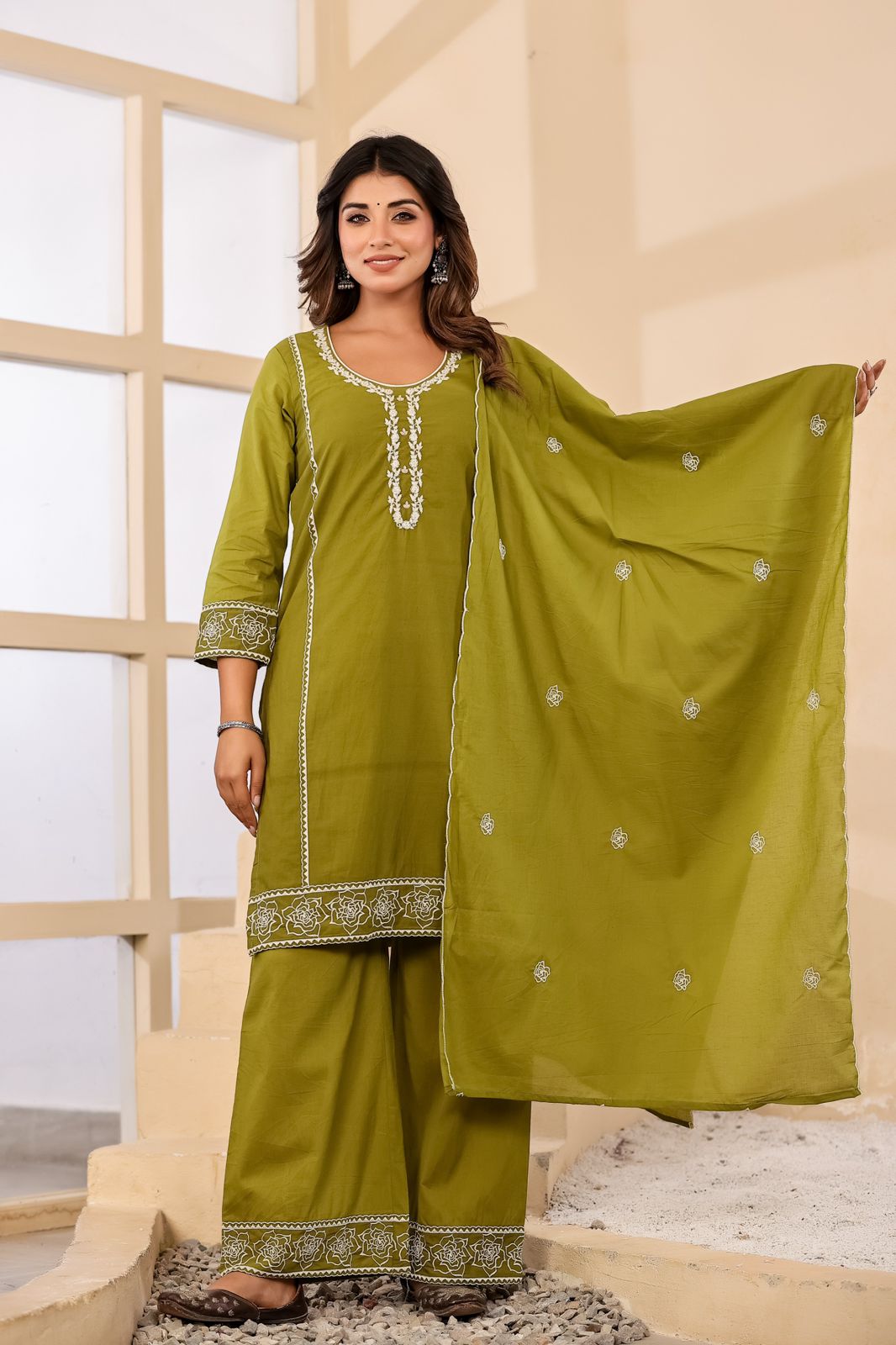 Shyamalika Handwork Embroidered Cotton Kurta Set
