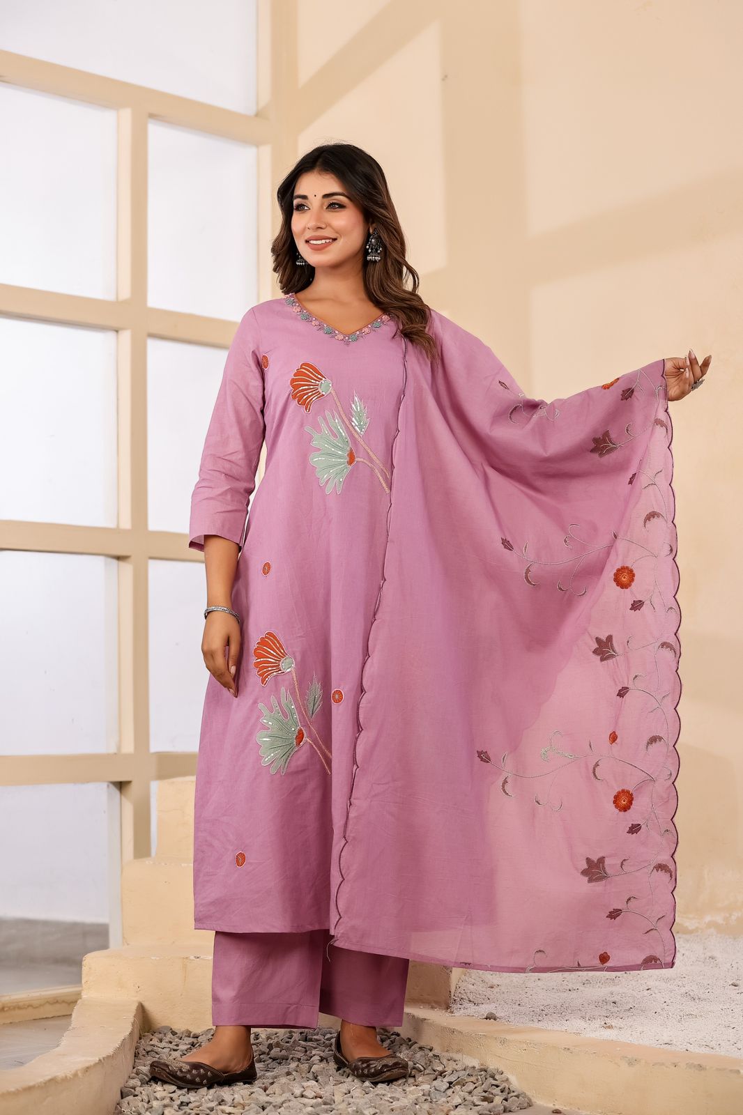 Lavanyara Handwork Embroidered Cotton Kurta Set