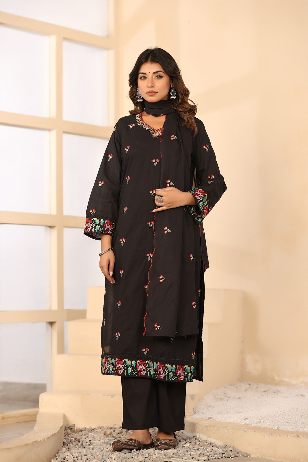 Kesarnika Handwork Embroidered Cotton Palazzo Set