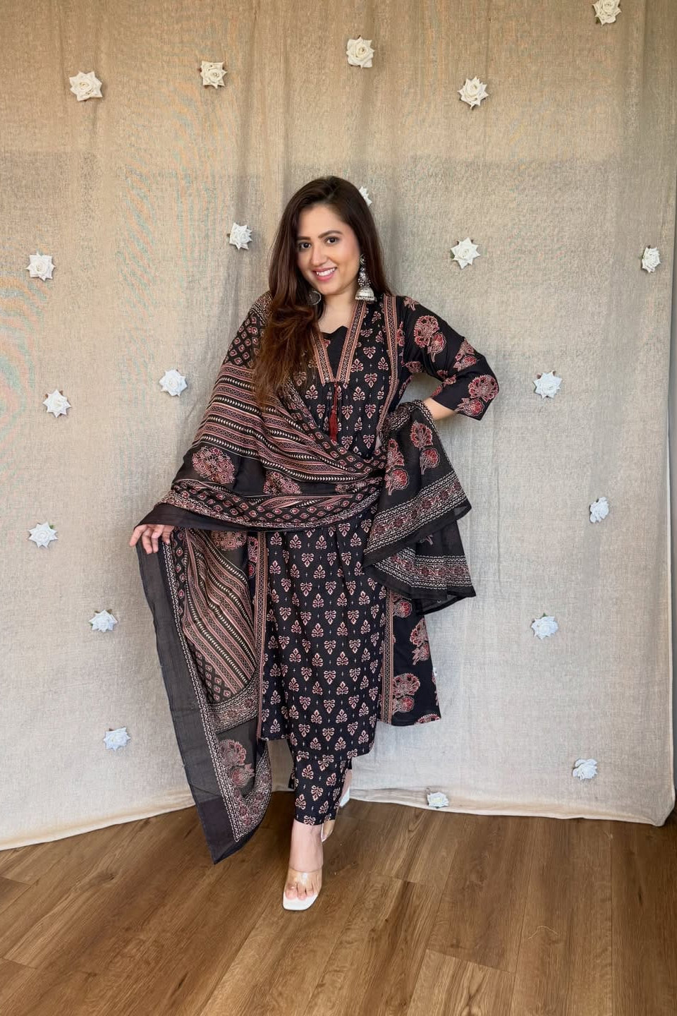 Tassel Work Cotton A-Line Suit Set