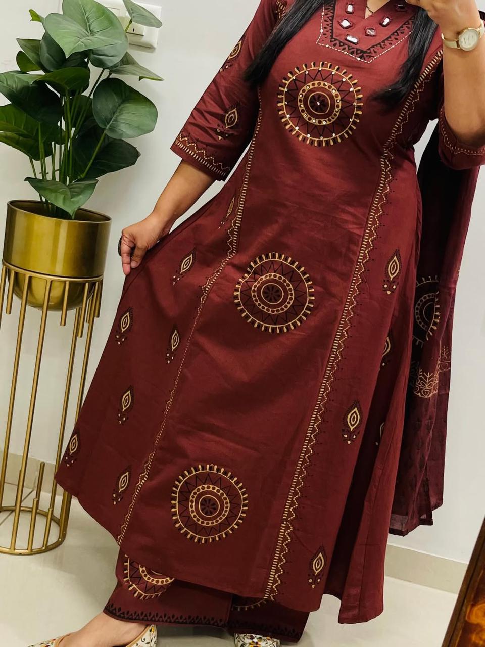 Mridhara Mirror Handwork Cotton Suit Set