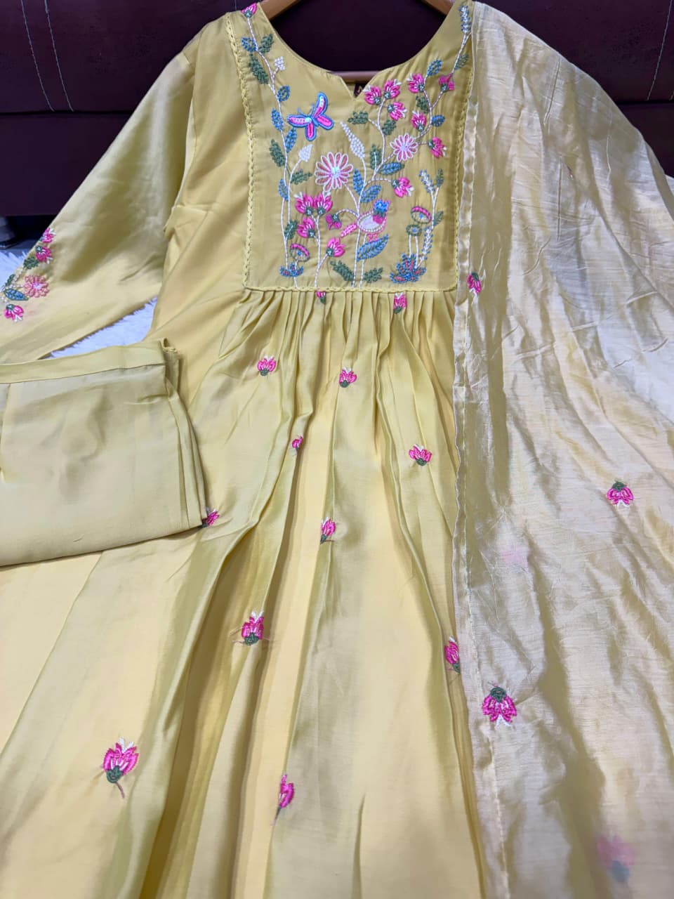 Gulrooh Embroidered Chanderi Silk Suit Set