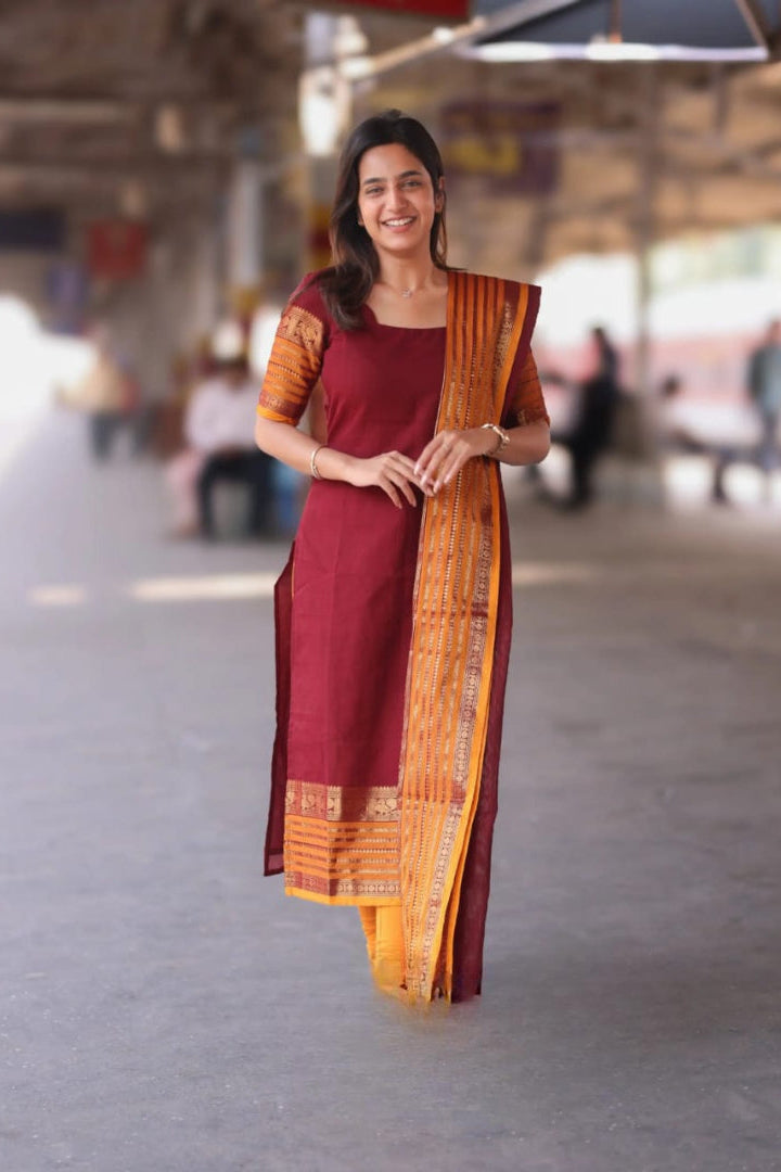 Kanchi Cotton Hand Zari Woven Suit Set