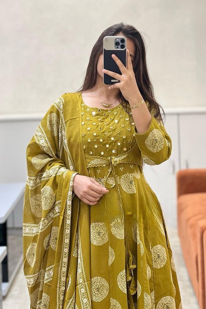 Noor-E-Mehendi Anarkali Shrug Kurti Set