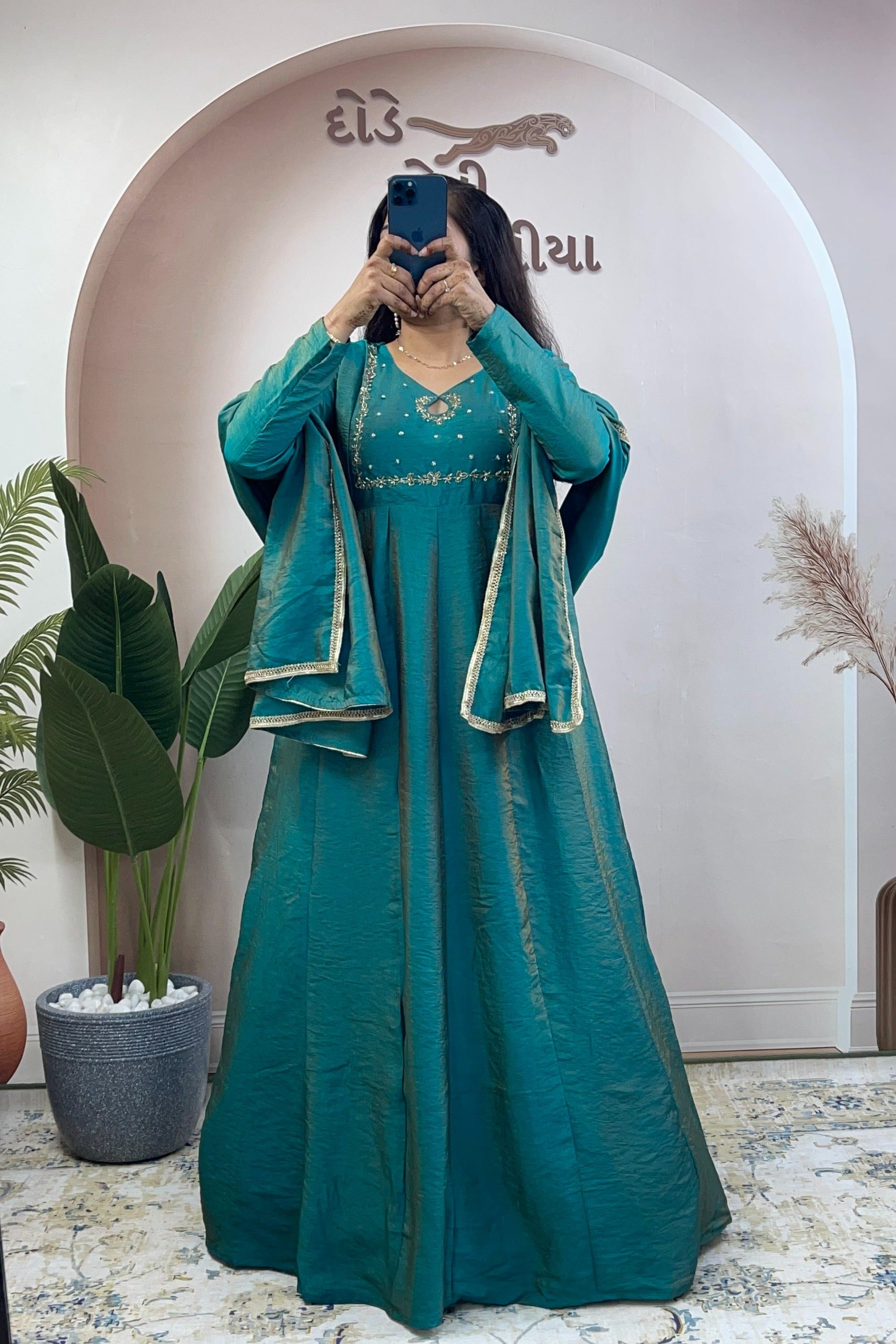 Morpanki Khatli Vichitra Silk Gown Set